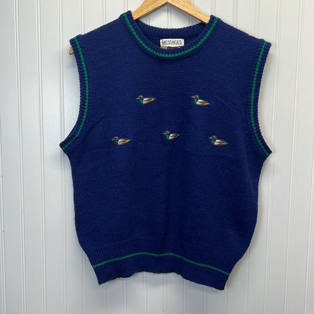 Navy Knit Sleeveless Sweater Vest with Duck Embroidery